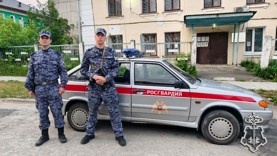 Сотрудники вневедомственной охраны оказали помощь гражданке