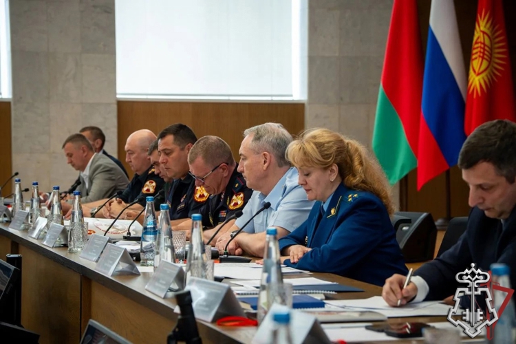 Руководитель управления вневедомственной охраны Росгвардии по Свердловской области принял участие во Всероссийском совещании-семинаре в Нижнем Новгороде