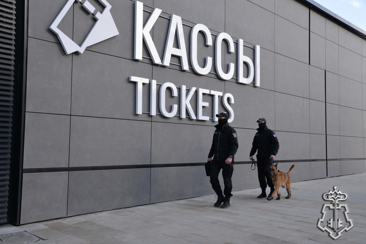 Росгвардейцы приняли участие в обеспечении безопасности массовых мероприятий в Свердловской области